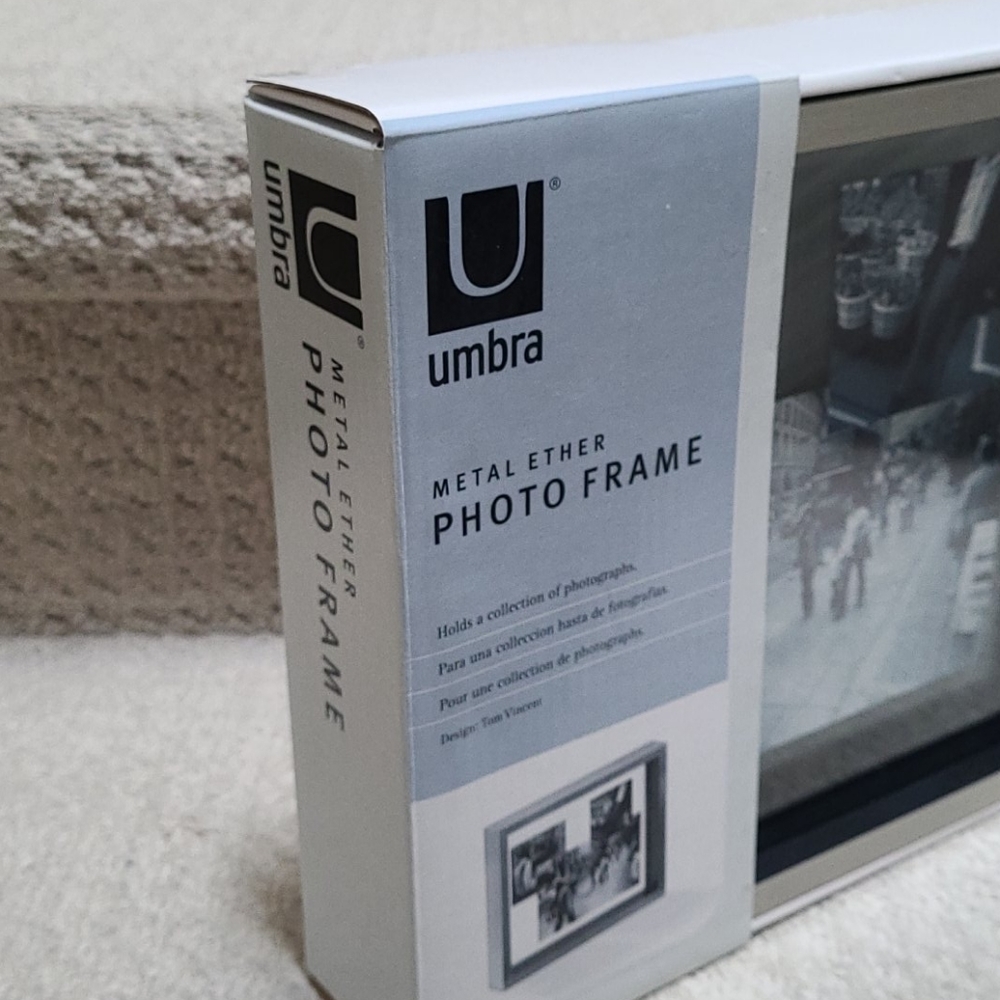 Umbra Layered Photo Frame - Picture 7 of 7